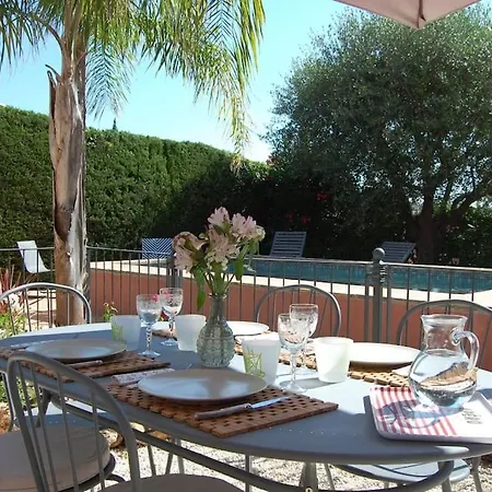 Provencale 4 Etoiles - Piscine & Jardin Zen